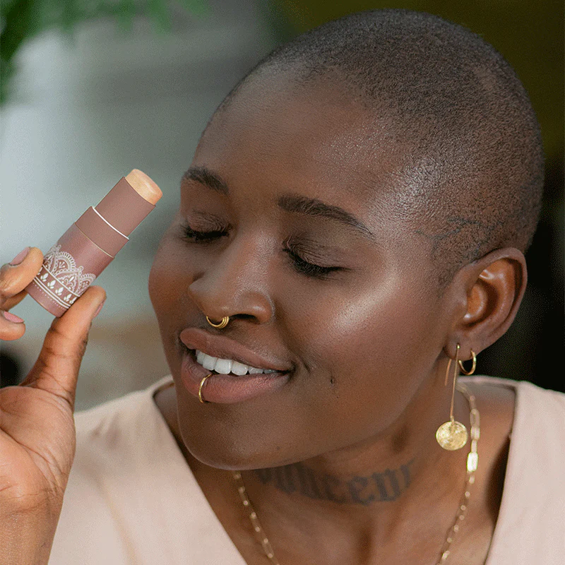 Boho Green Make-up Multistick (5,5 g) - Golden Glow - Image 3