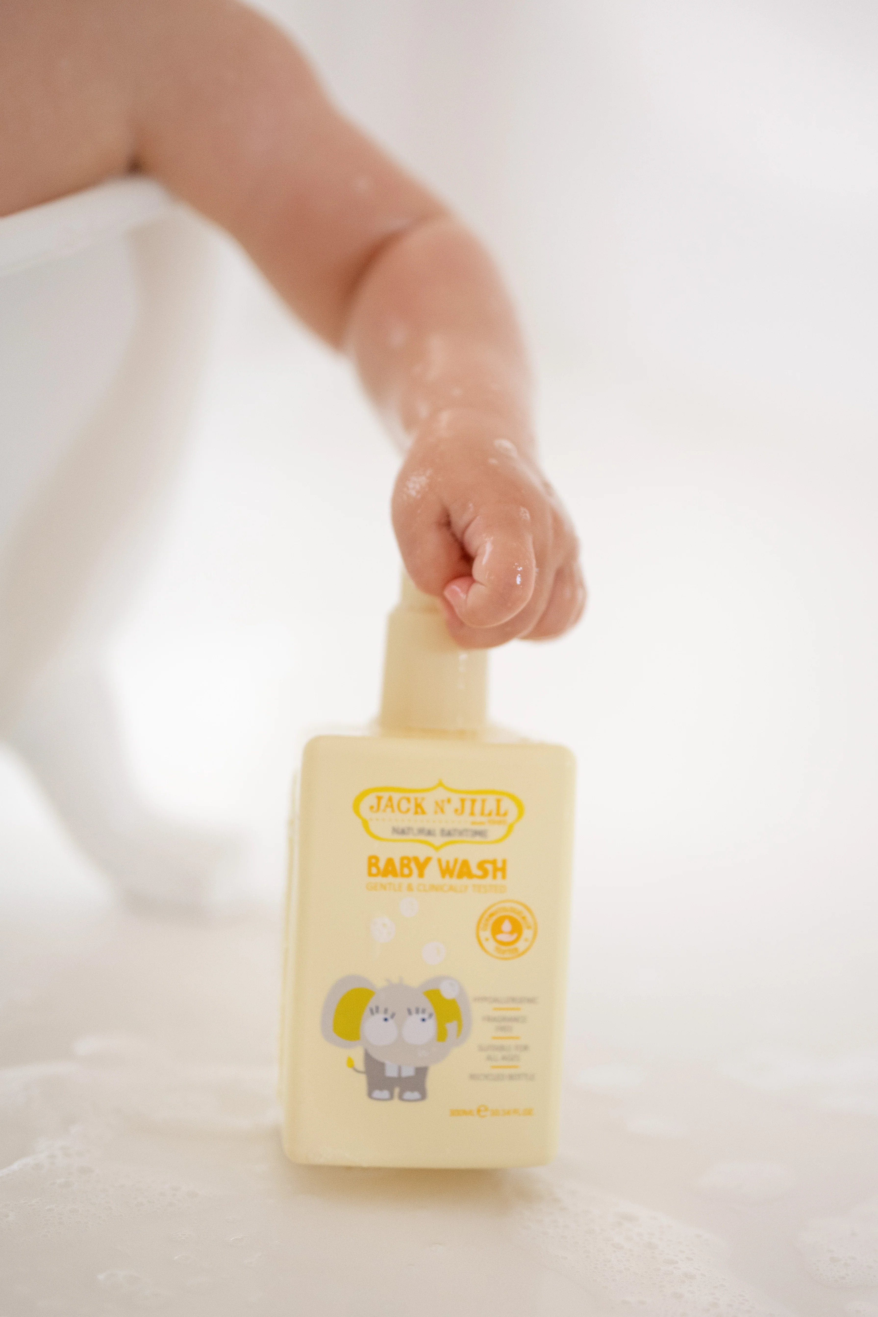 Jack n' Jill Sprchový gel pro miminka od narození (300 ml) - Image 6