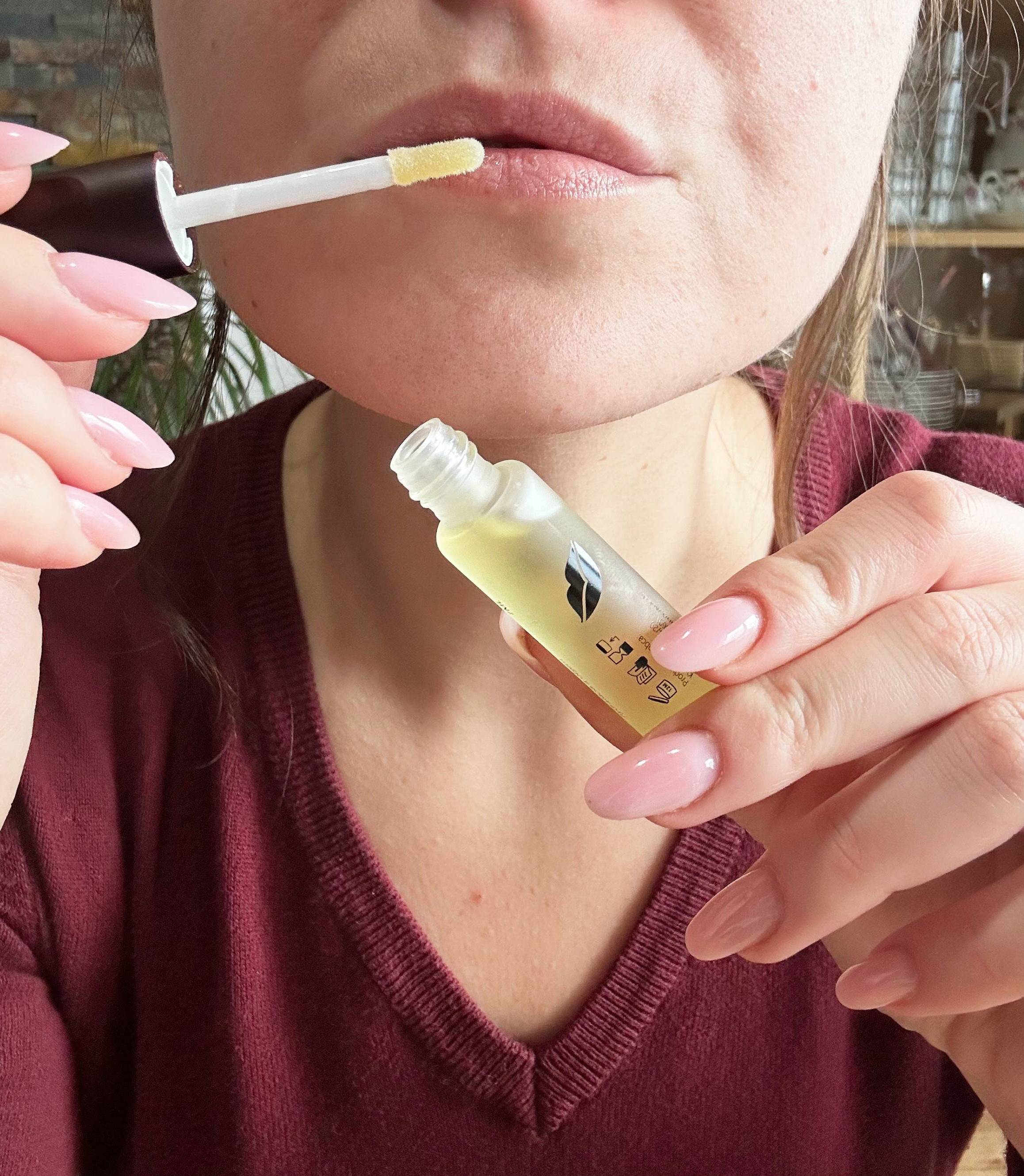 Kvitok Solution Vyplňující sérum na rty (7 ml) - Image 3