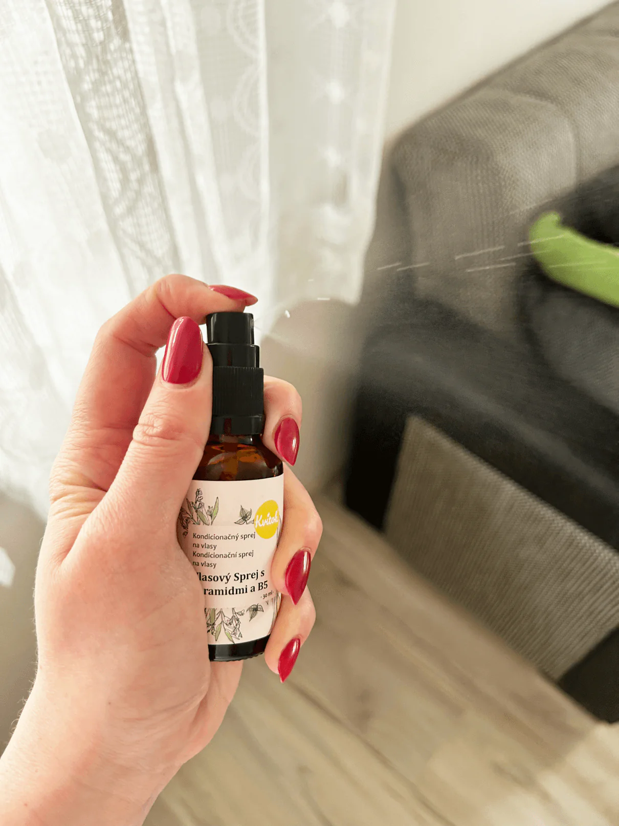 Kvitok Sprej na rozčesání a ochranu vlasů (30 ml) - Image 5