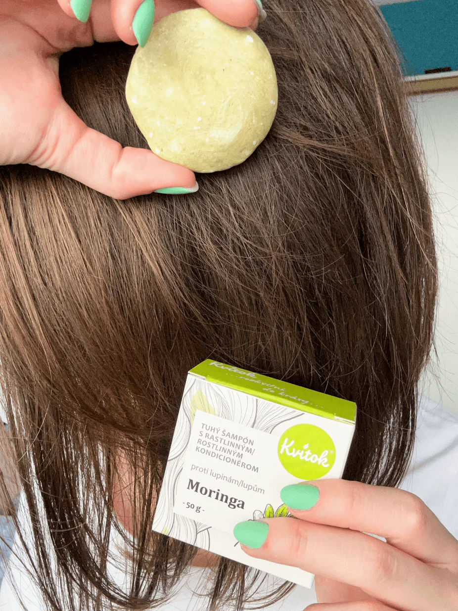 Kvitok Tuhý šampon s kondicionérem proti lupům Moringa - Image 4
