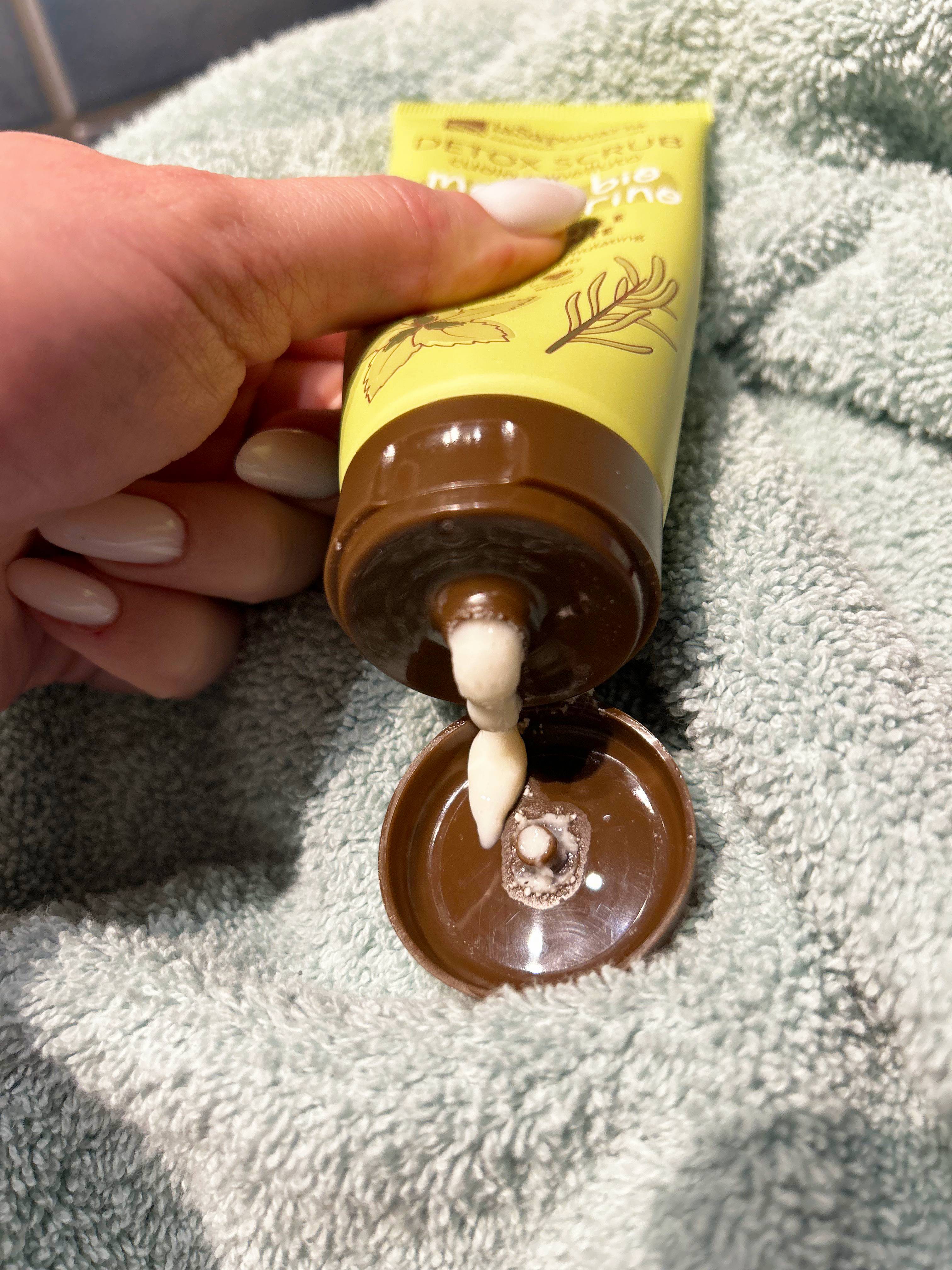 laSaponaria Detoxikační peeling na pokožku hlavy s mátou a rozmarýnem (100 ml) - Image 4