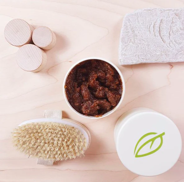 laSaponaria Tělový peeling s citrónovou trávou a mátou BIO (250 g) - Image 2