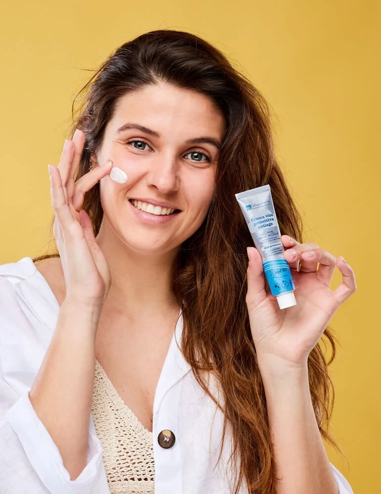 laSaponaria Zpevňující a ochranný pleťový krém SPF 30 BIO (40 ml) - Image 4
