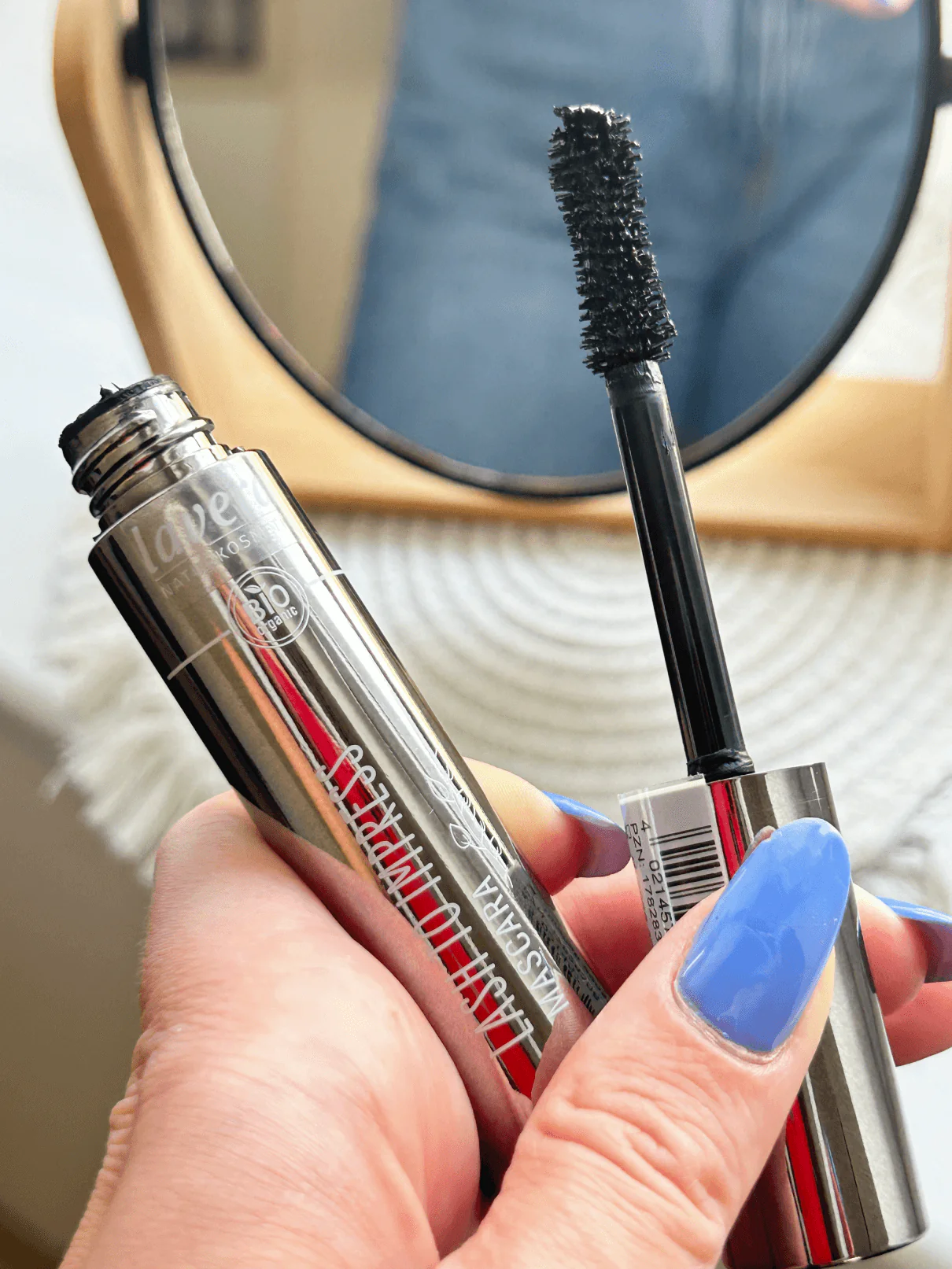 Lavera Řasenka Lash to Impress (13 ml) - černá - Image 3