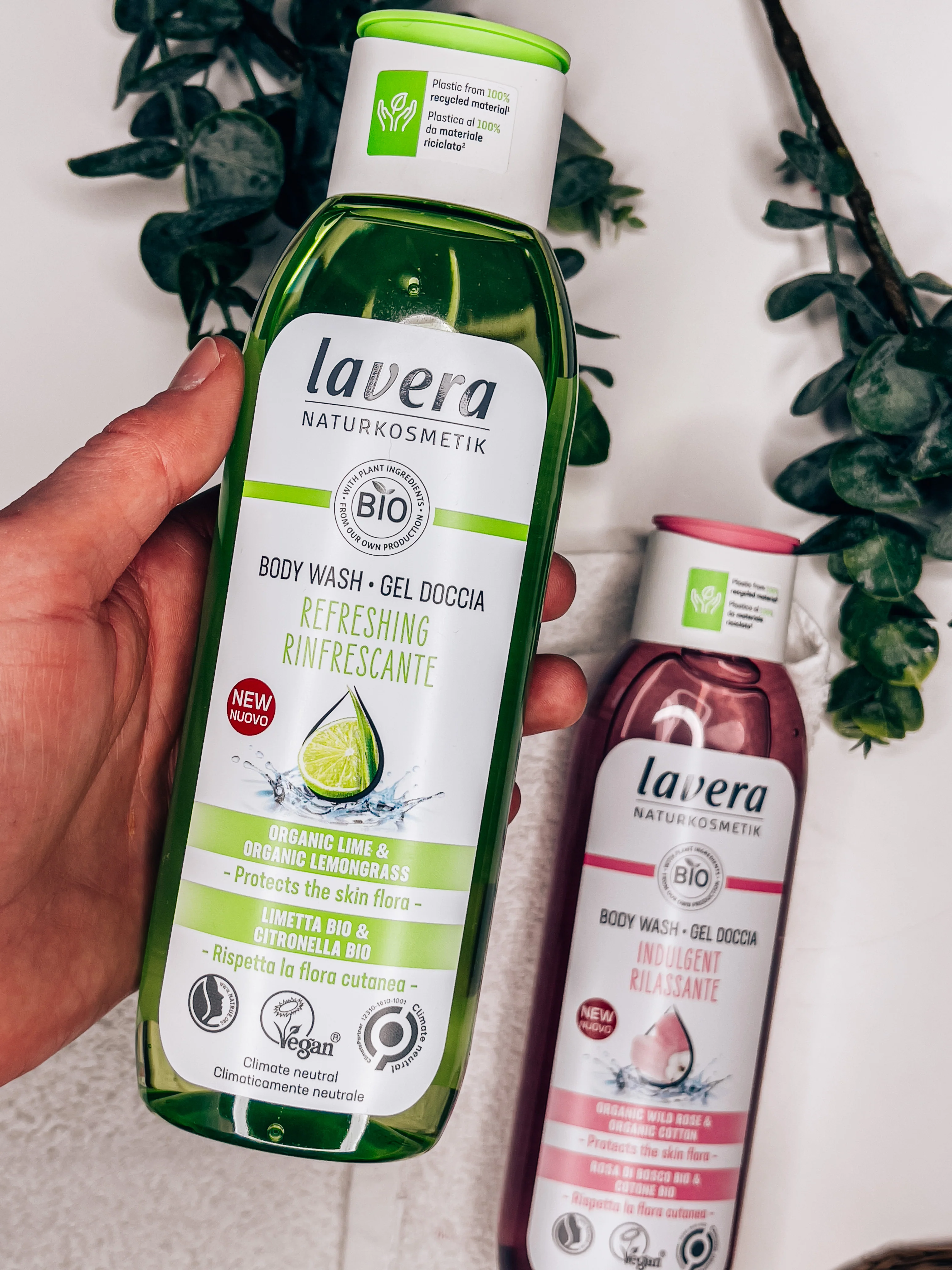 Lavera Refreshing sprchový gel s citrusovou vůní (250 ml) - Image 2