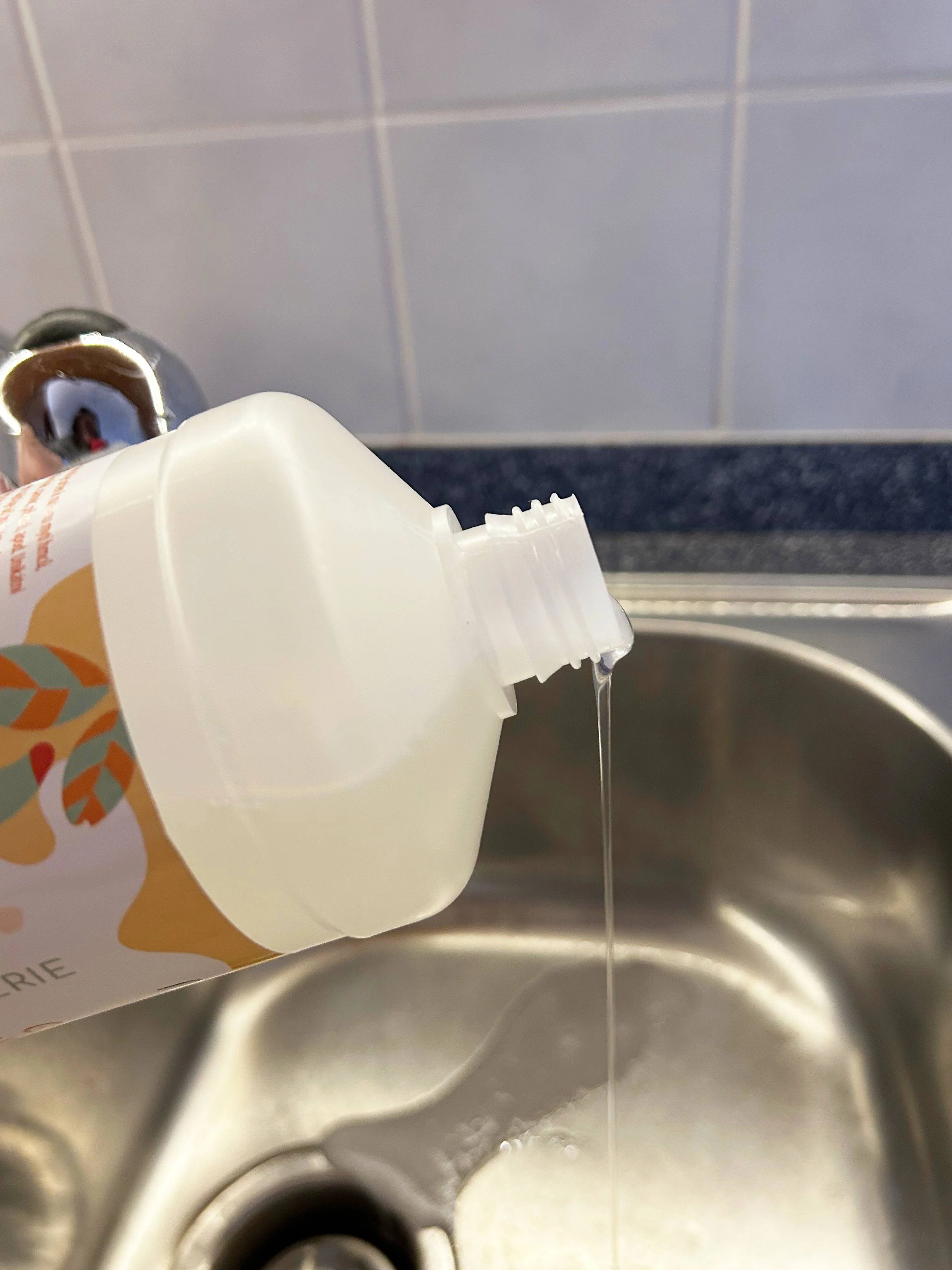 Natuty Gel na nádobí s vůní citronu (1 l) - Image 3