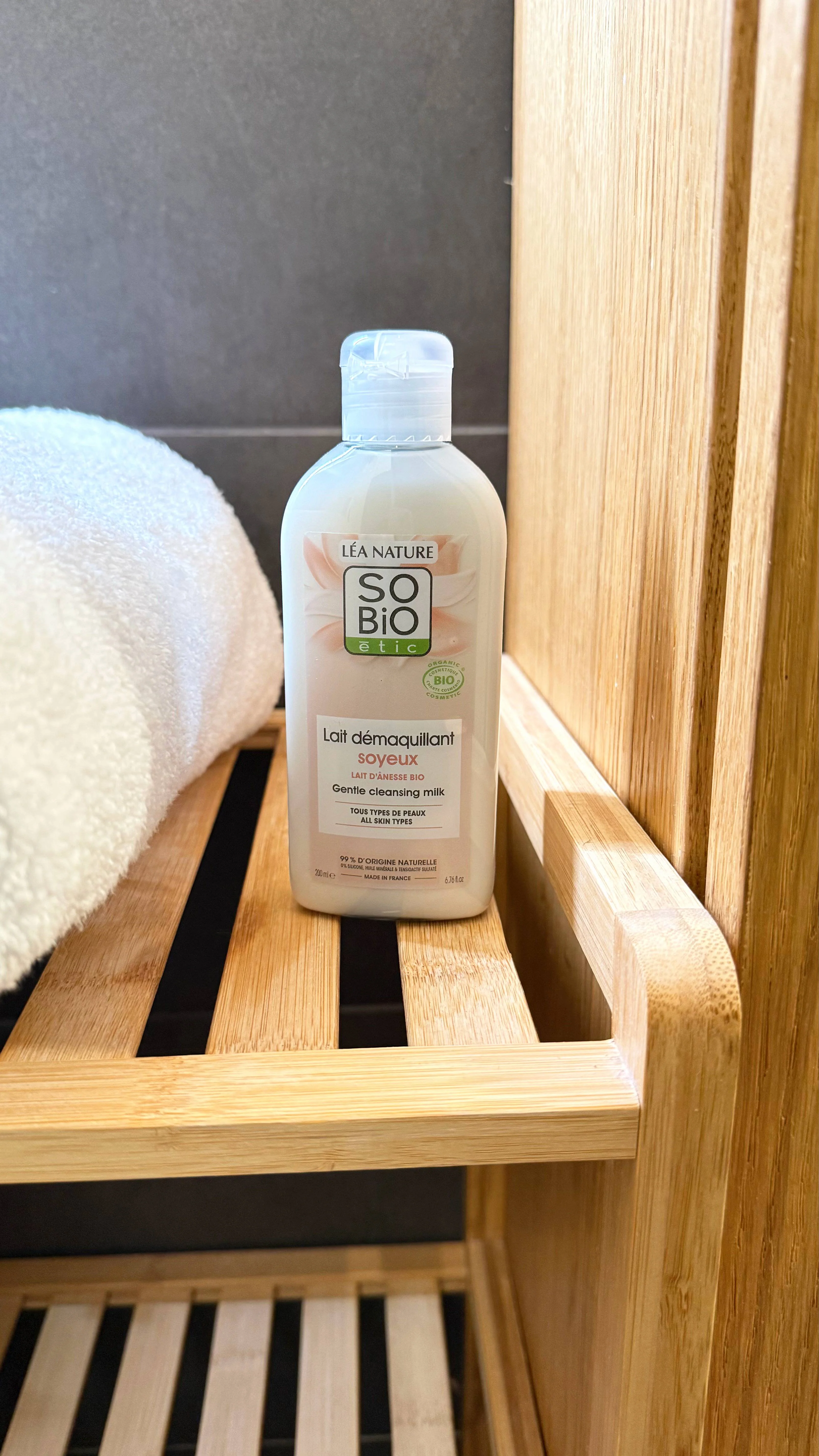 SO’BiO étic Mléko odličovací s obsahem oslího mléka BIO (200 ml) - Image 3