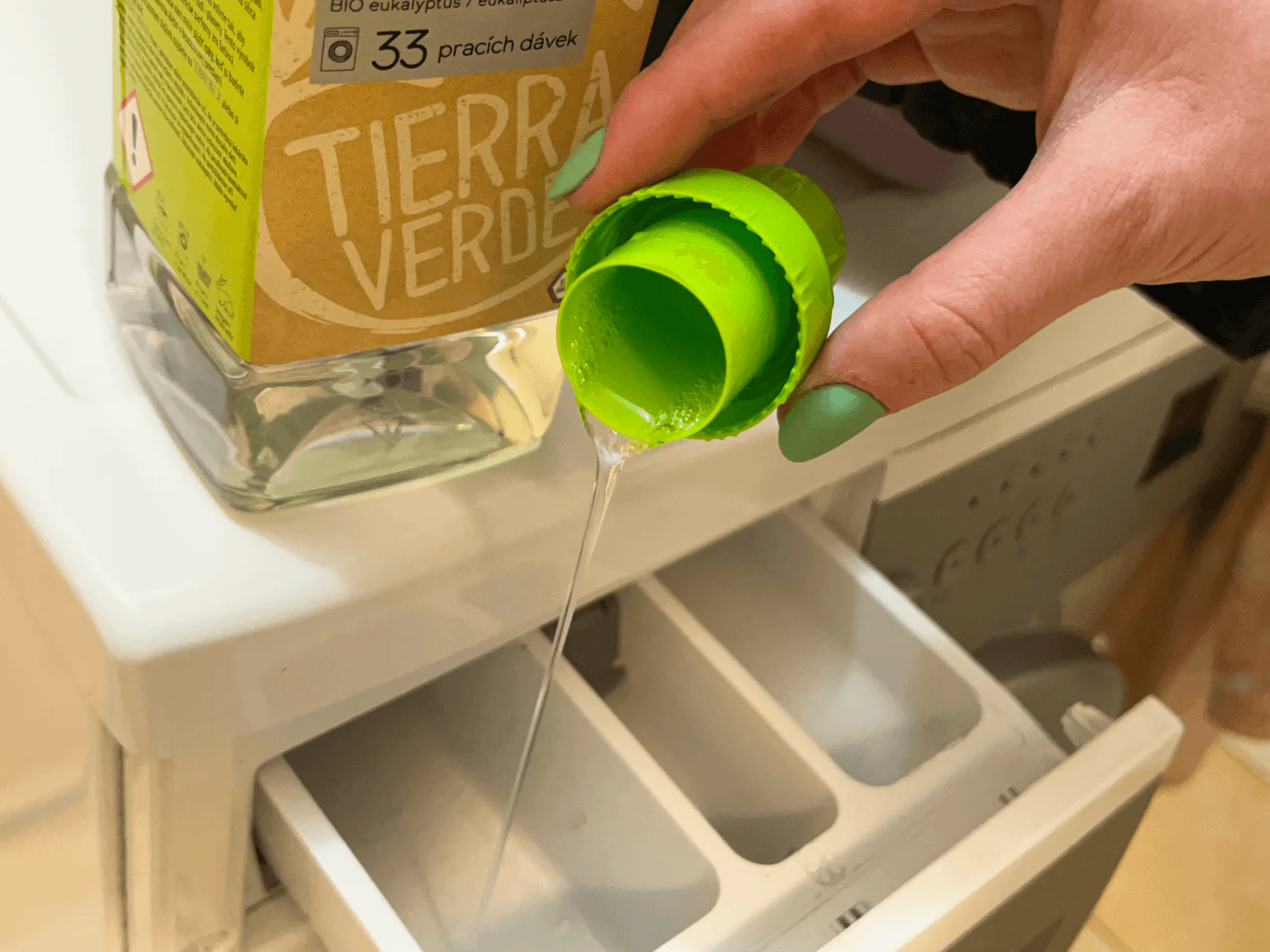 Tierra Verde Prací gel na funkční a sportovní textil s BIO eukalyptem - Image 6