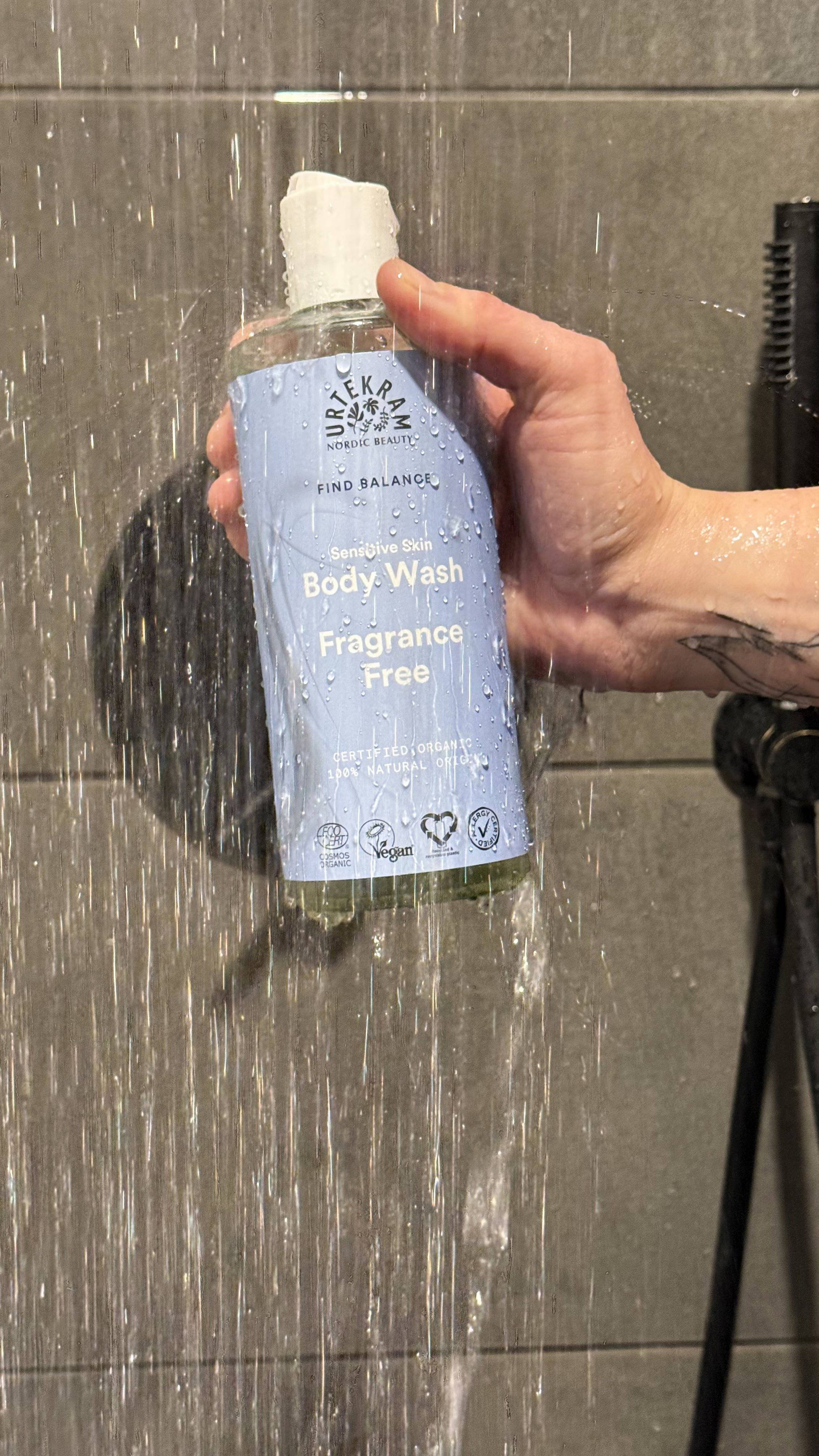Urtekram Vyživující sprchový gel bez parfemace BIO (500 ml) - Image 2