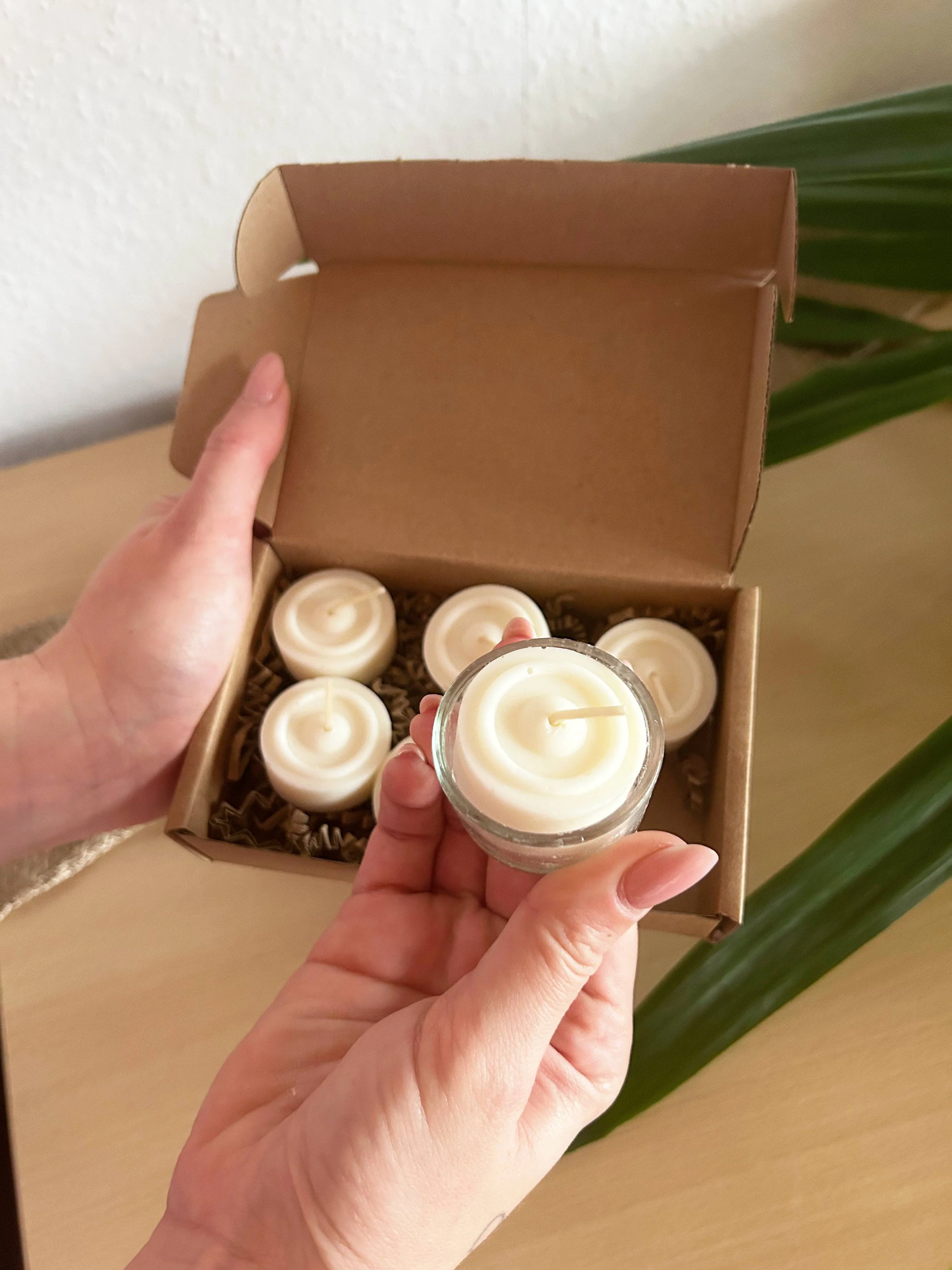VonTree Candle Sada čajových svíček ze sójového vosku bez vůně - bezobalová (6 ks) - Image 2