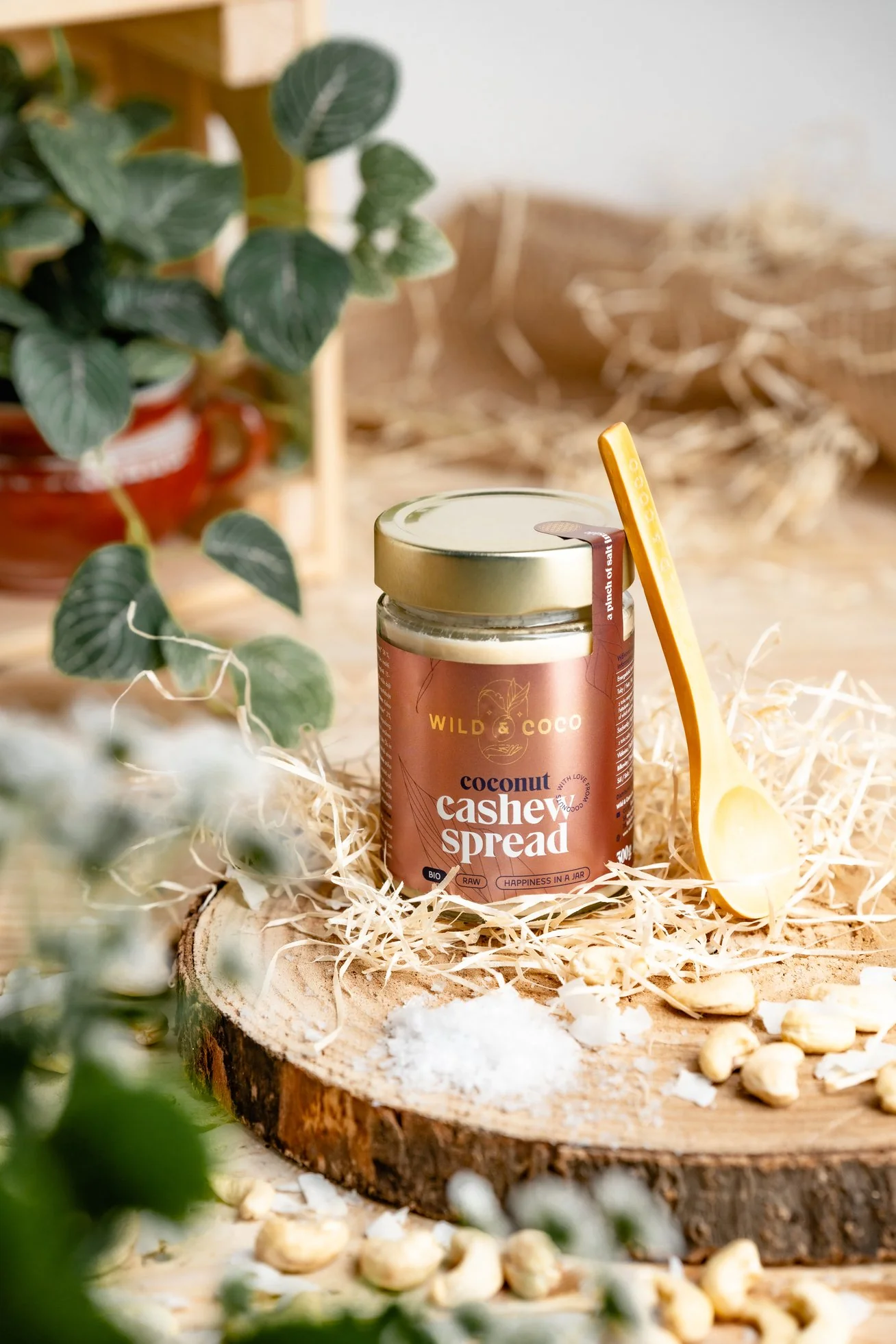 Wild & Coco Kokosová pomazánka Cashew Spread BIO (300 g) - Image 3